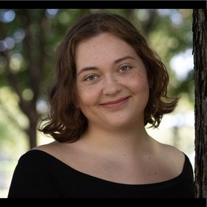 Meet your Posher, Claire